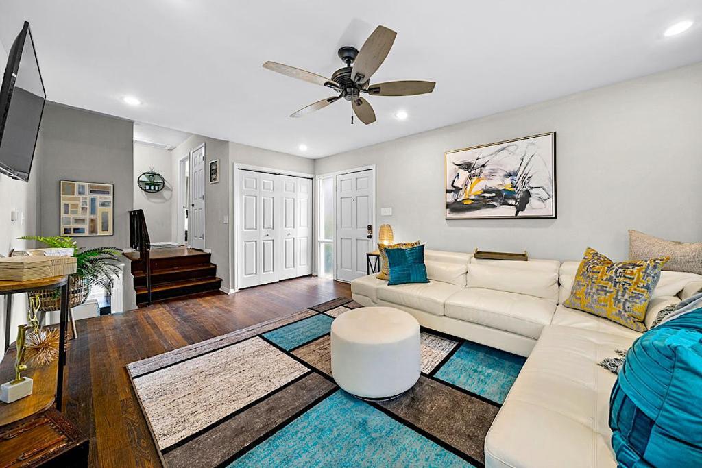 Goodkarma Rentals Refreshed Smyrna Home Near Battery Atl Half Mile To Interstate Atlanta Kültér fotó