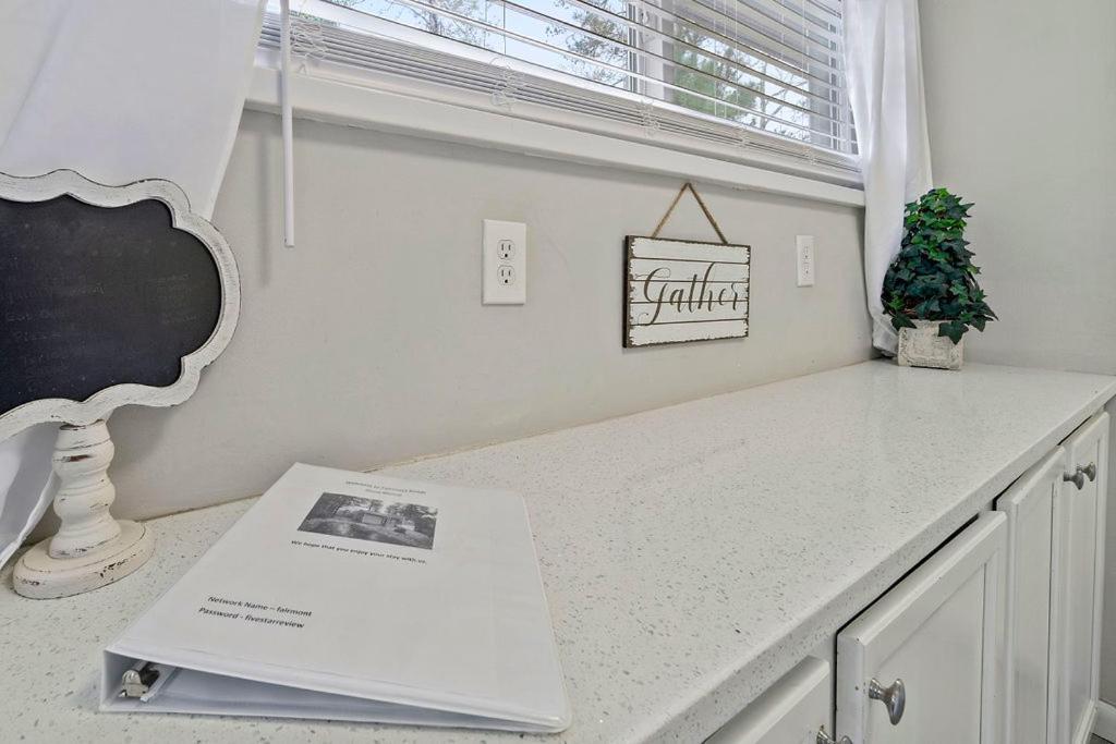 Goodkarma Rentals Refreshed Smyrna Home Near Battery Atl Half Mile To Interstate Atlanta Kültér fotó