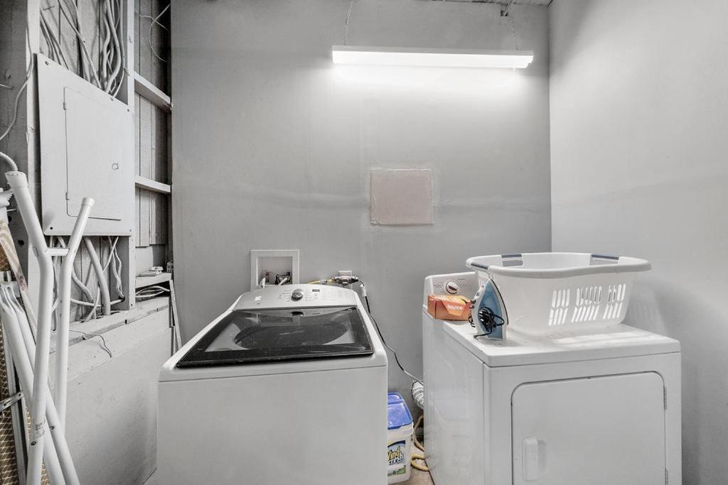 Goodkarma Rentals Refreshed Smyrna Home Near Battery Atl Half Mile To Interstate Atlanta Kültér fotó
