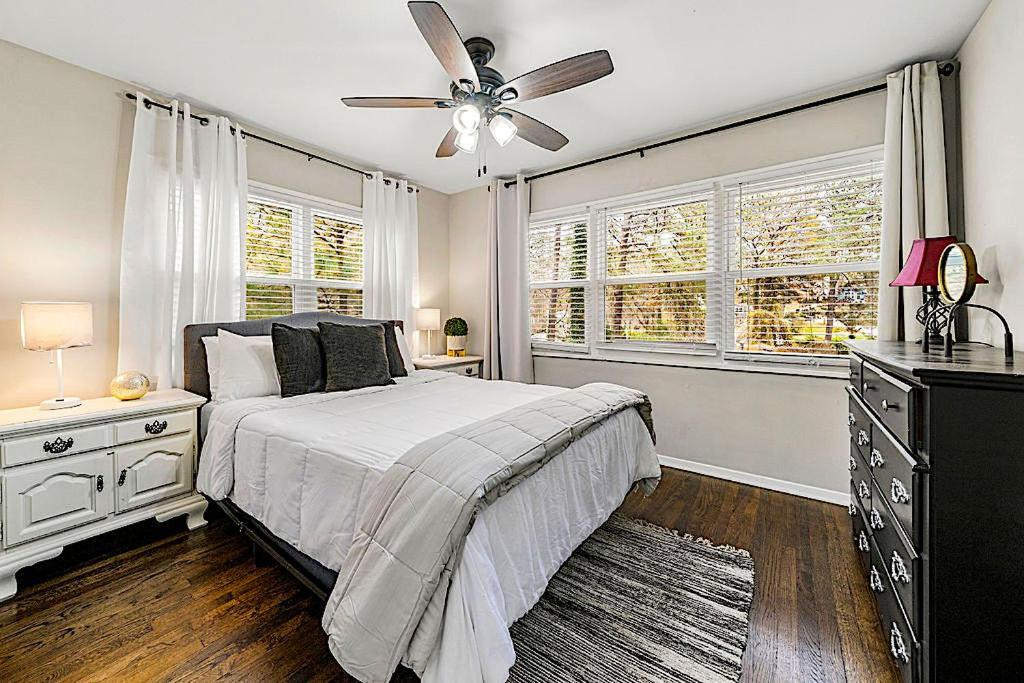 Goodkarma Rentals Refreshed Smyrna Home Near Battery Atl Half Mile To Interstate Atlanta Kültér fotó